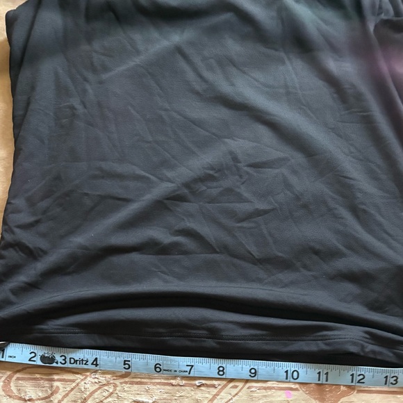 Commense Classic Black Tank Top - Picture 7 of 7